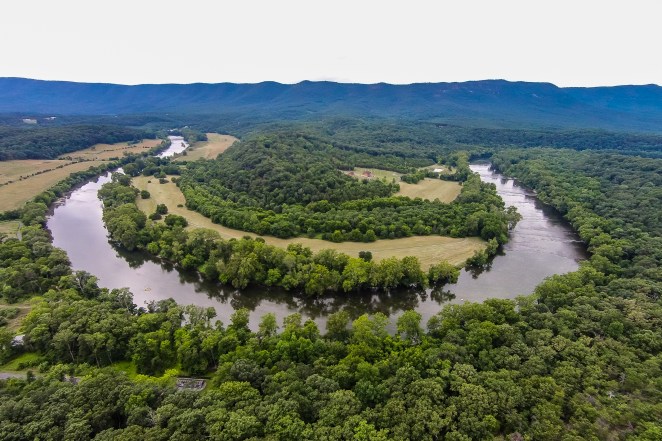 The Shenandoah Valley's very own version of the Horseshoe Bend in the Grand Canyon.